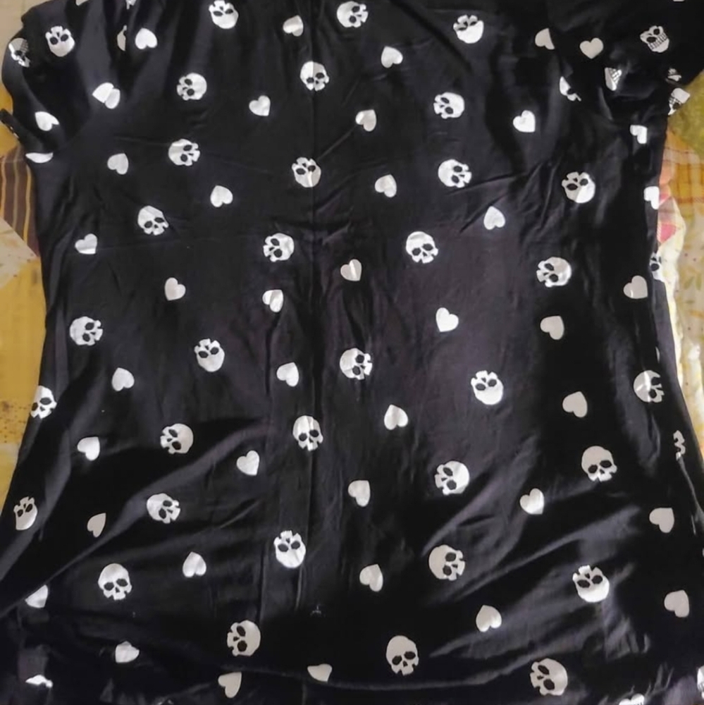 A skull shirt